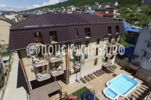 «Натела», Сукко