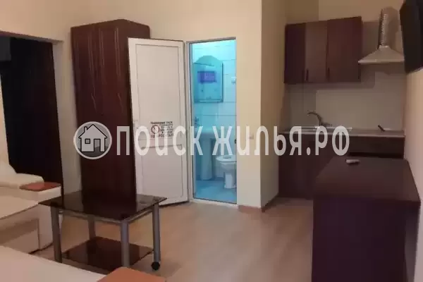 «Межгорье», Лоо