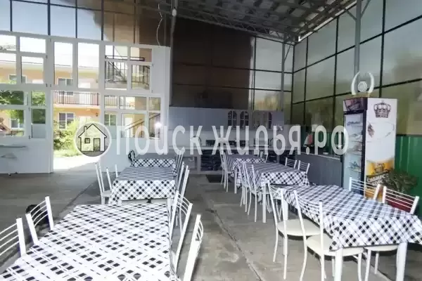 «Межгорье», Лоо