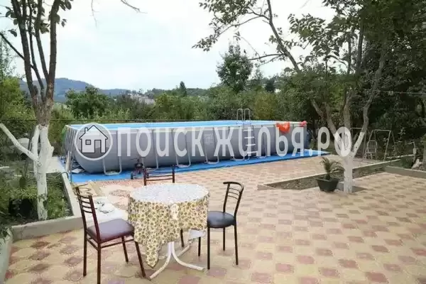 «Межгорье», Лоо