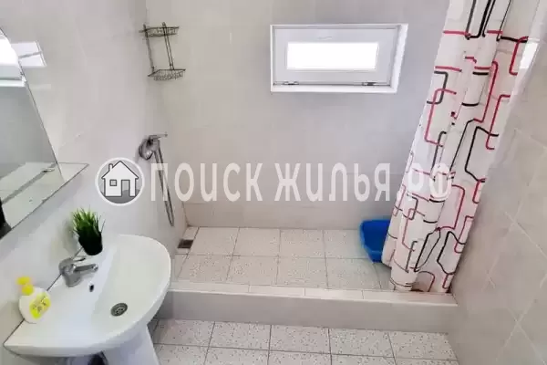 Частный сектор «Часть дома с отдельным входом для большой компании», Геленджик