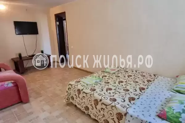 Частный сектор «Часть дома с отдельным входом для большой компании», Геленджик