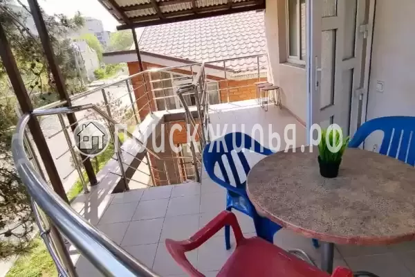 Частный сектор «Часть дома с отдельным входом для большой компании», Геленджик