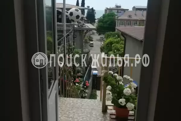 Гостевой дом «Дворик с геранью», Гагра