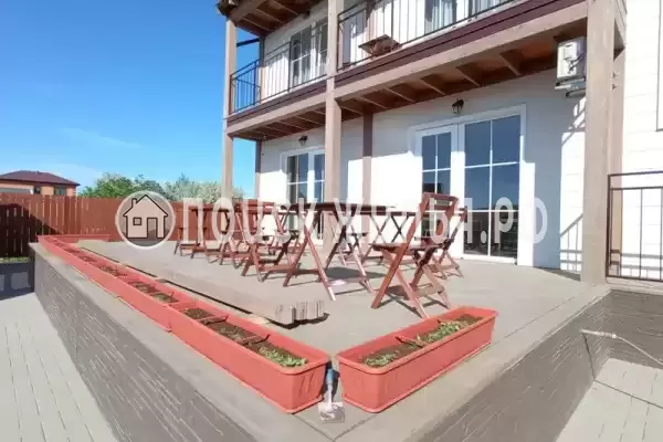 «Белый лотос», Кучугуры