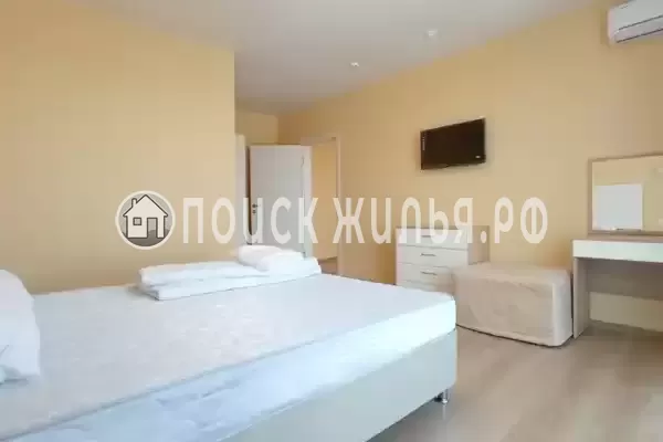 «Белый лотос», Кучугуры