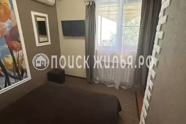 «На Тельмана», Геленджик