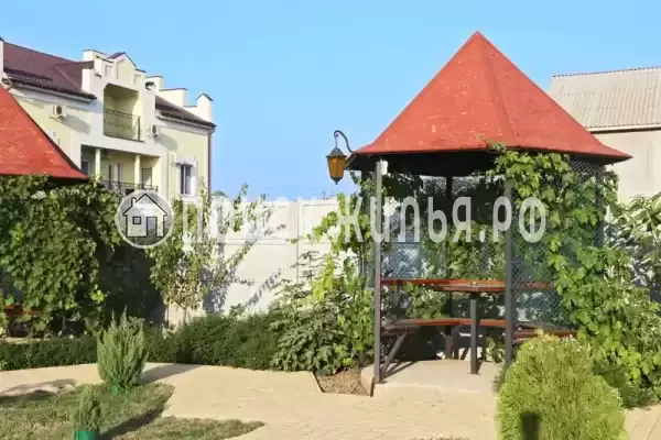 «Фонарь и Мельница», Феодосия