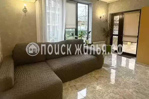 «У горной реки», Якорная Щель