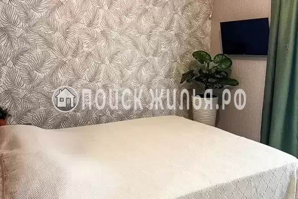 «У горной реки», Якорная Щель