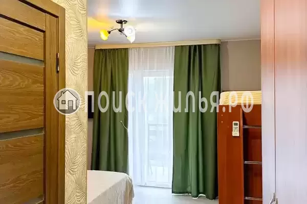 «У горной реки», Якорная Щель