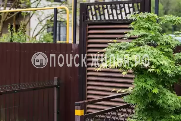 «У горной реки», Якорная Щель