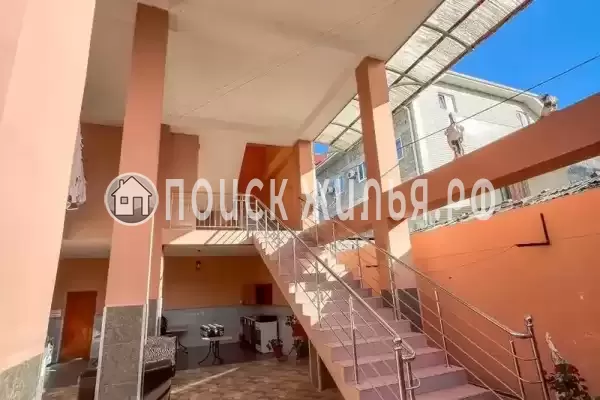 Гостевой дом «У Бондика», Лоо