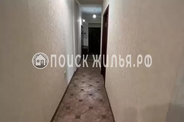 Квартира «Х комнатная квартира в самом центре», Туапсе