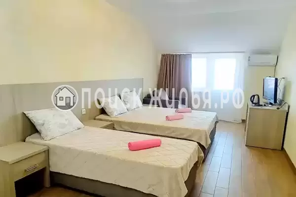 «PovezLoo», Лоо