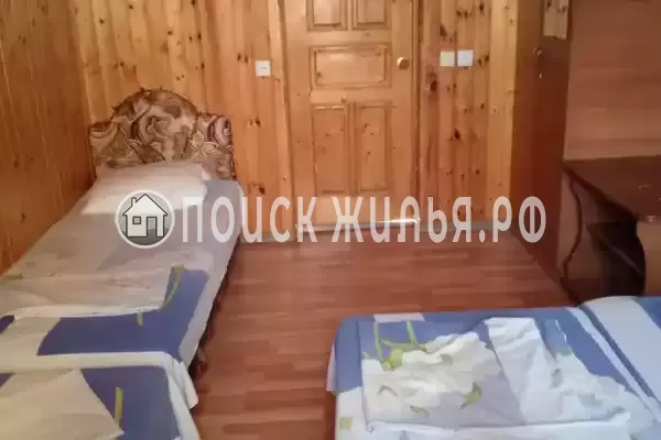 «У Анжелы», Лоо «У Анжелы», Лоо