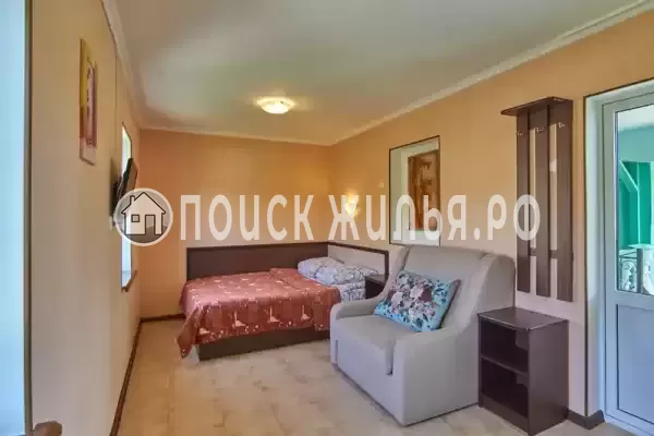 Частный сектор «Малиновая, 10», Севастополь