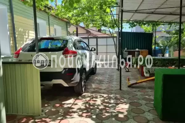 Частный сектор «Дворик у моря», Ейск