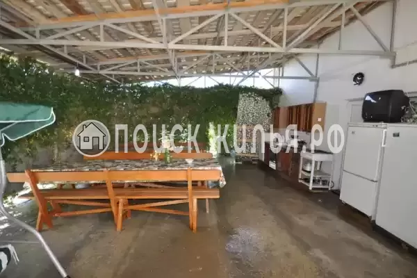 «Командор», Лоо