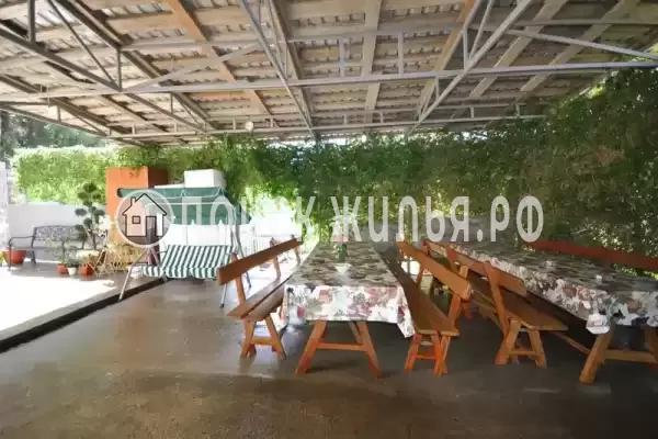 «Командор», Лоо