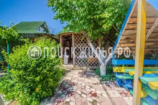 Гостевой дом «Дом с бассейном», Евпатория