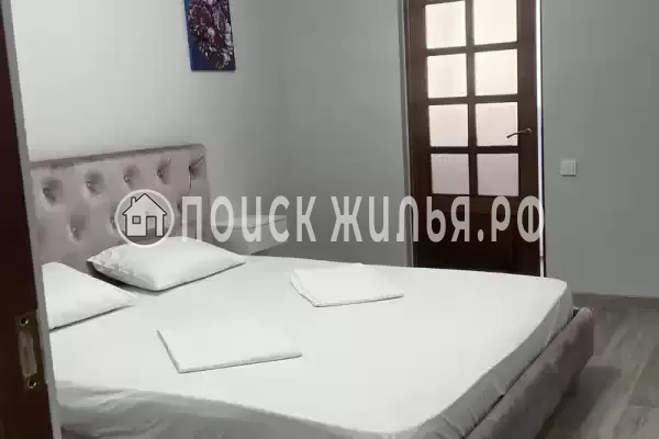 Квартира «3-комнатная», Пицунда