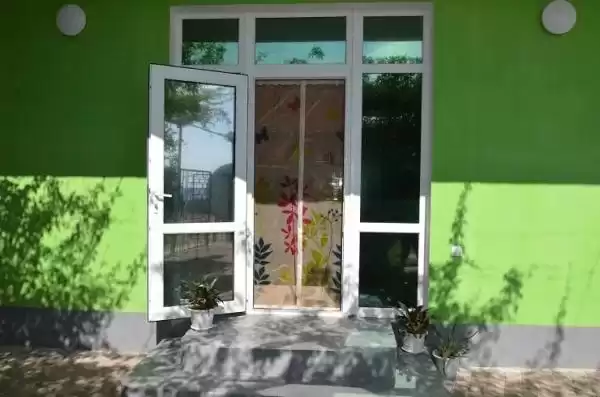 Частный сектор «Дом 4-х комнатный с двором под ключ У Заира 1»