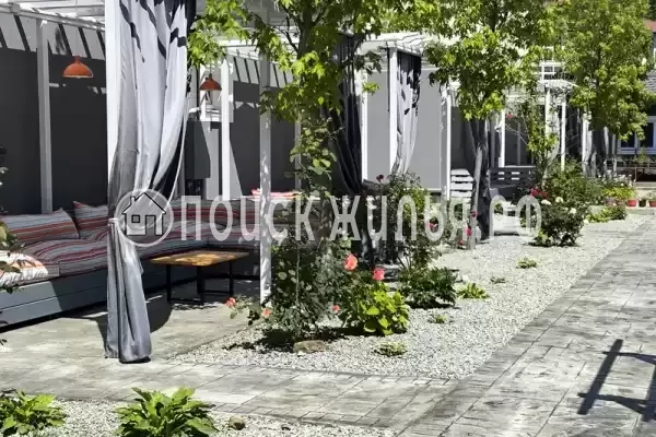 Гостевой дом «Средиземье», Лоо