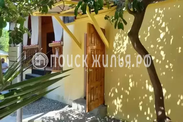 Гостевой дом «Raiskiy Ugolok», Пицунда Гостевой дом «Raiskiy Ugolok», Пицунда