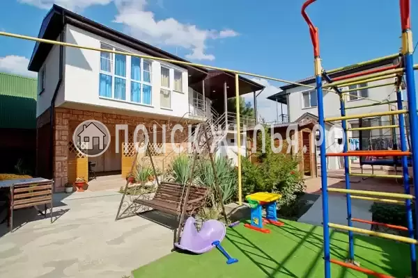 Частный сектор «Коттедж Четыре сезона», Витязево