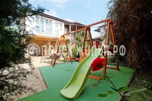 Частный сектор «Коттедж Четыре сезона», Витязево