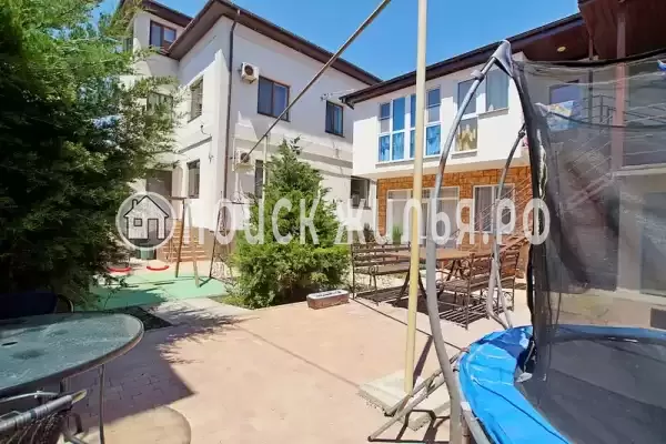 Частный сектор «Коттедж Четыре сезона», Краснодарский край, Витязево, Мира, д.151