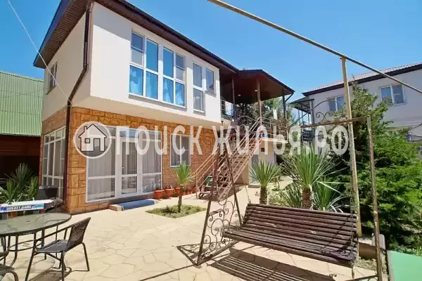 Частный сектор «Коттедж Четыре сезона», Витязево