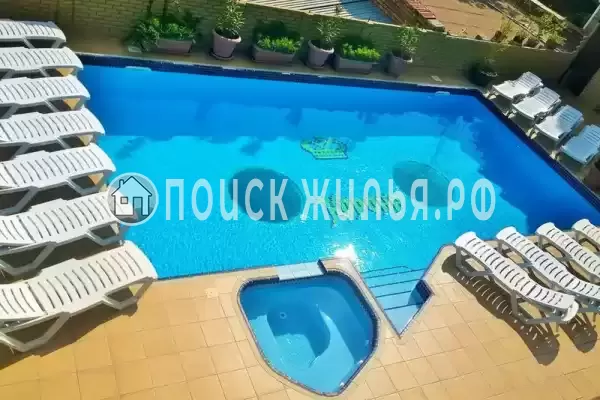 Отель «Корона», Алушта