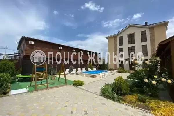 Гостиница «Лучана», Анапа