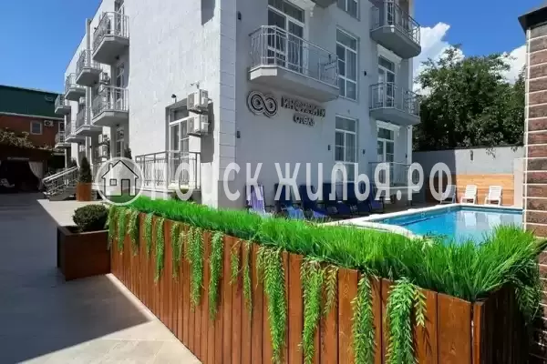 «Инфинити», Кабардинка