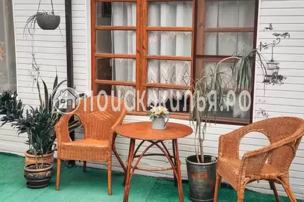 «На Самшитовой», Хоста