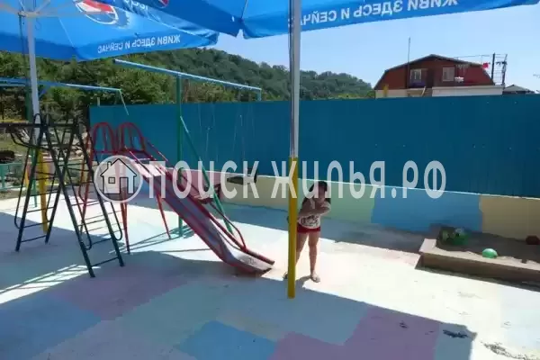 Черешневая, д.19, Дедеркой