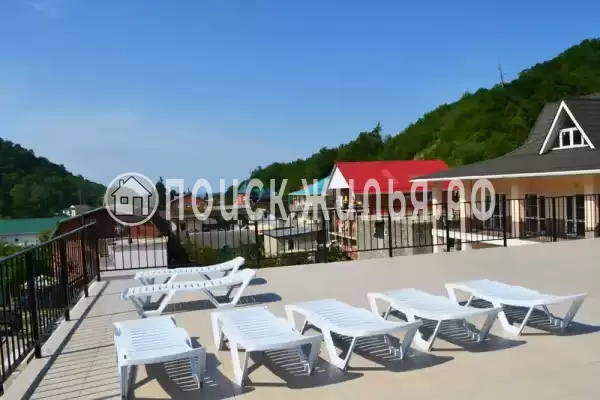 Черешневая, д.19, Дедеркой