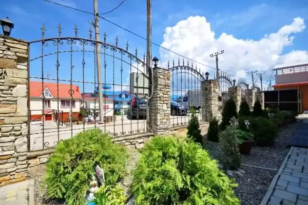 Гостиница «Бретань»