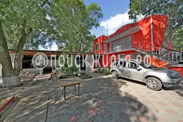 «На Кленовой», Сукко