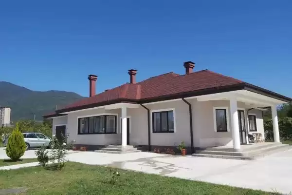 Частный сектор «Дом под ключ на улице Героев»
