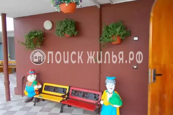 «Робинзон», Лоо «Робинзон», Лоо