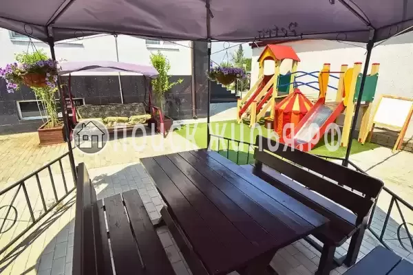 «Goldleo», Голубицкая