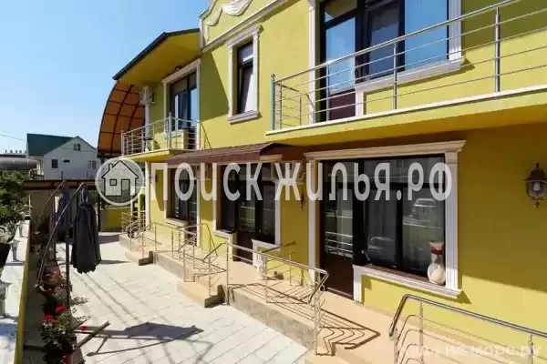 «Астра», Адлер