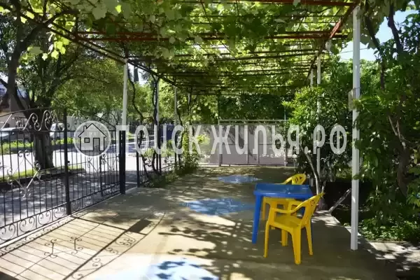 Гостевой дом «Белый дом», Гагра