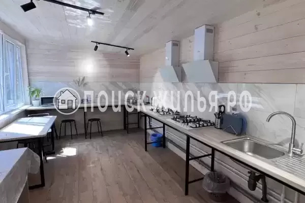 «Старый ясень», Дюрсо «Старый ясень», Дюрсо