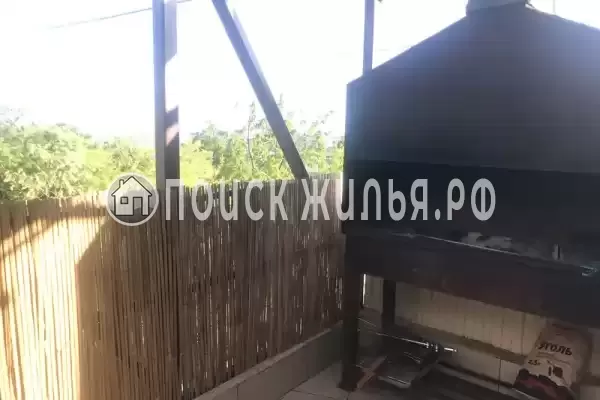 «AlexHoume», Небуг «AlexHoume», Небуг