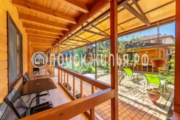 «Viktoriya TWO», Сукко