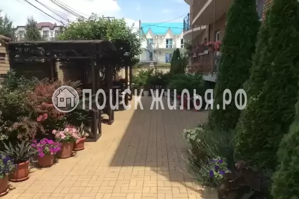 «На лазурной 10», Витязево